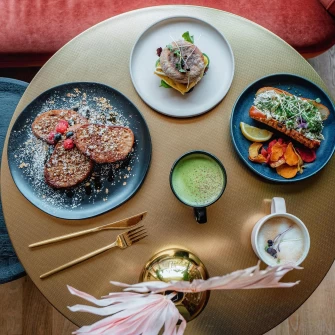 Vegan Food At Aunts et Uncles In Brooklyn