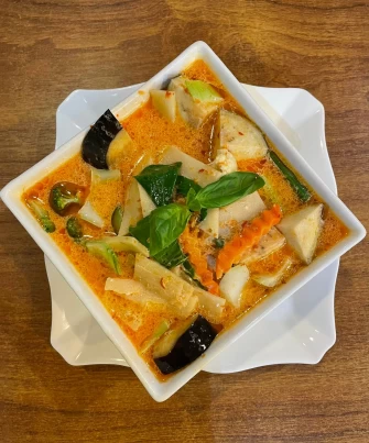 Vegan Food At Sunflower Thai Restaurant In Auckland