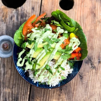 Vegan Food At Glowing Juices In Los Angeles