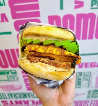 Burger At Nomoo In Los Angeles